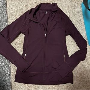 Gap Xs maroon athletic sweater